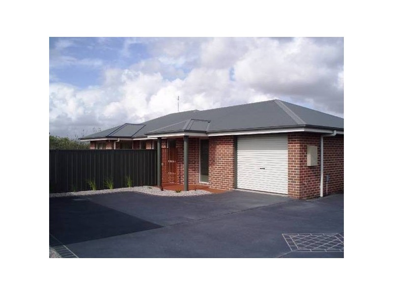 2./13 Lauren Crt., Exeter TAS 7275