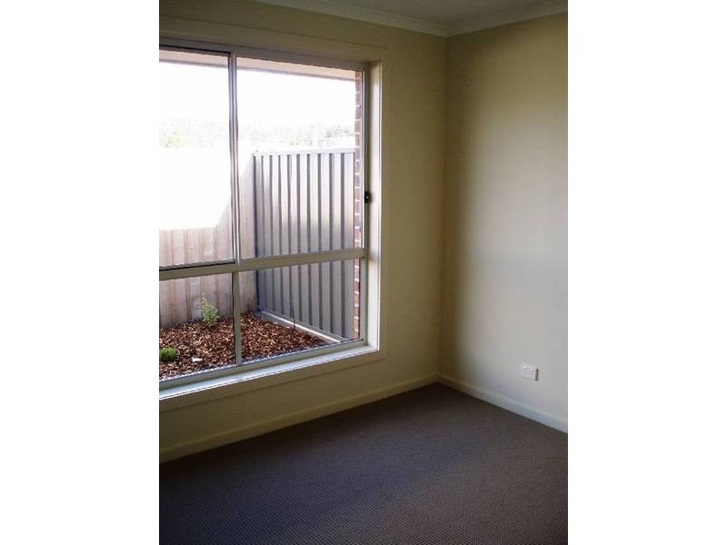 2./13 Lauren Crt., Exeter TAS 7275