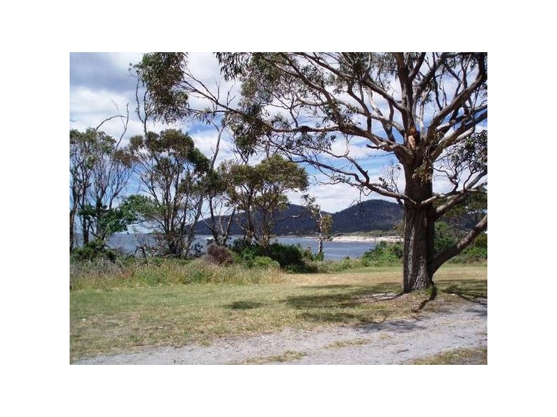 30. Weily Avenue., Bicheno TAS 7215