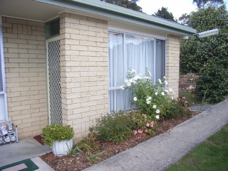 1/16 Benson Court, Riverside TAS 7250