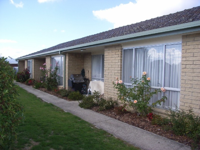 1/16 Benson Court, Riverside TAS 7250