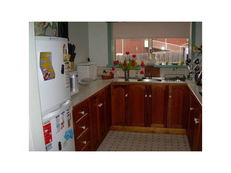 1/11 Rothesay Close, Newnham TAS 7248