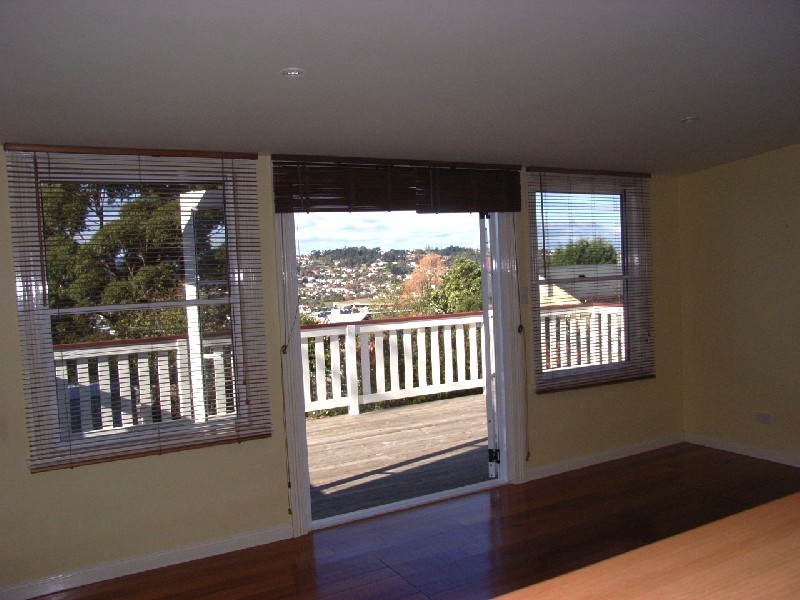 9 Laura Street, West Launceston TAS 7250