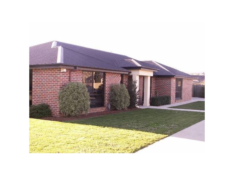 1 Phelps Place, Newstead TAS 7250