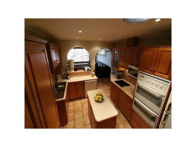 6 Snow Street, Newnham TAS 7248