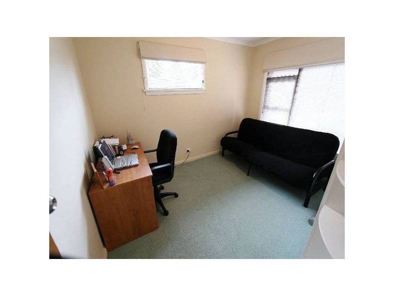 6 Snow Street, Newnham TAS 7248