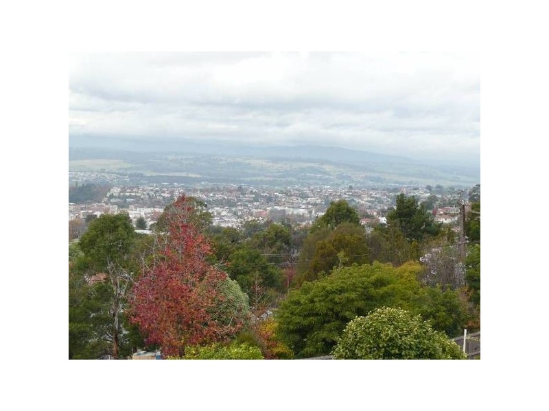 30 Reatta Road, Trevallyn TAS 7250