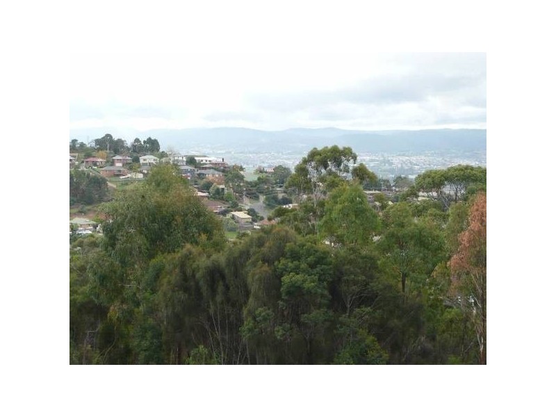 30 Reatta Road, Trevallyn TAS 7250