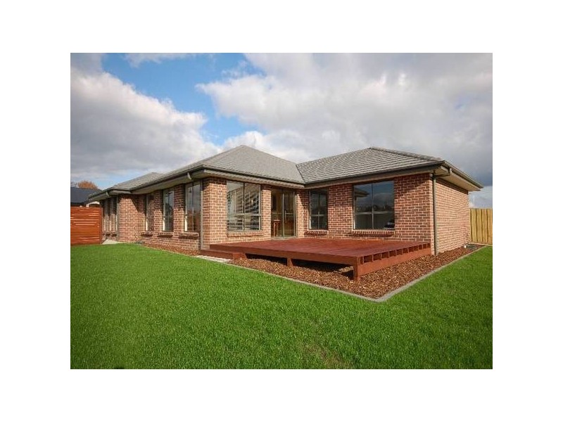 30 Comice Place, Newnham TAS 7248