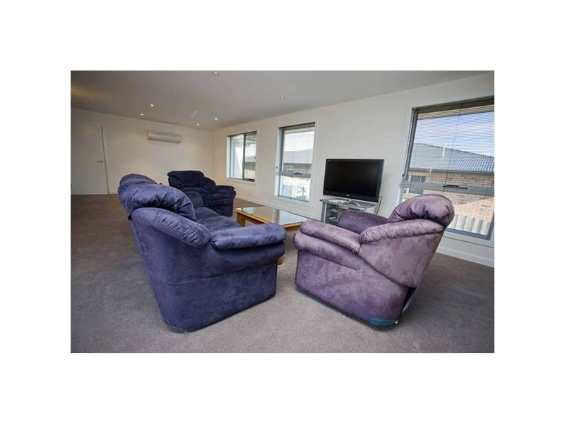 108 Mt Stuart Drive, Newnham TAS 7248