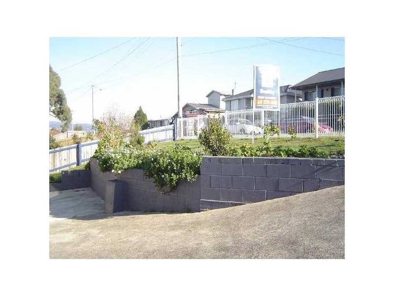 38 Crandon Crescent, Newnham TAS 7248