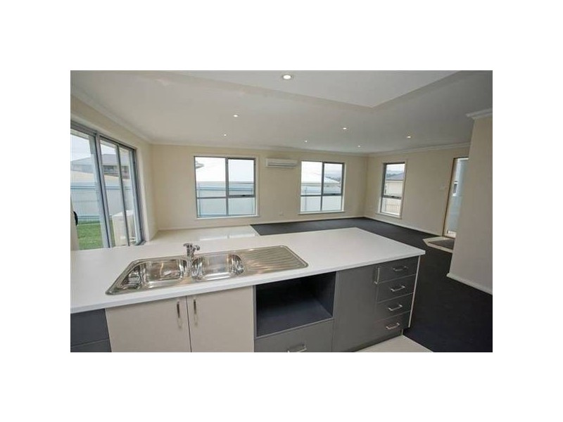 2/7 Jasmine Court, Prospect TAS 7250
