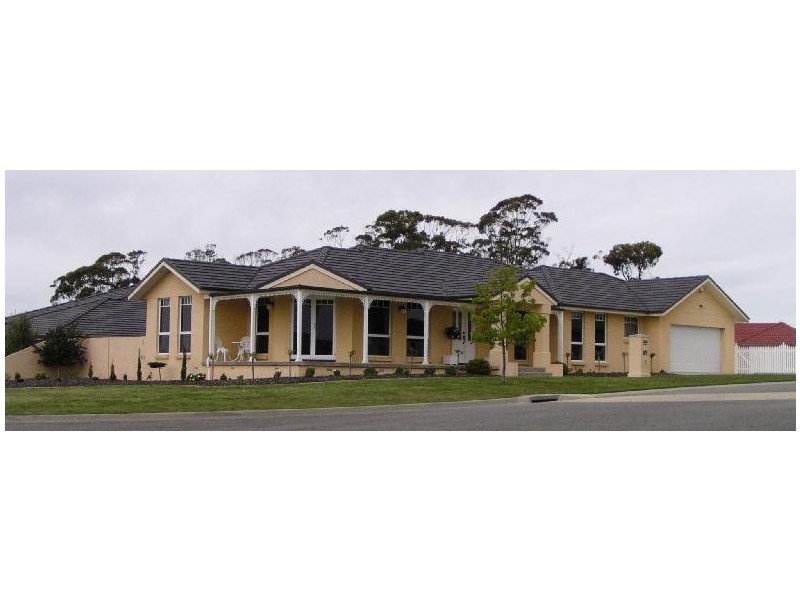 8 Trafalgar Drive, Prospect Vale TAS 7250