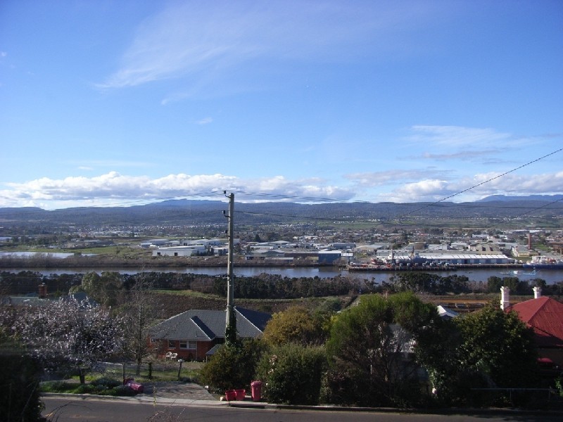 43 Forest Road, Trevallyn TAS 7250