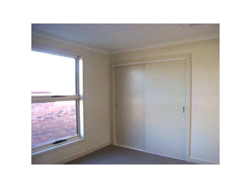 2/9 Kertch Road, St Leonards TAS 7250