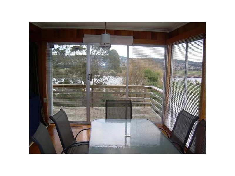 11 Plumer Street, Mowbray TAS 7248
