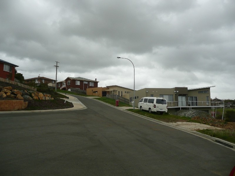 10 Monet Place, Newnham TAS 7248