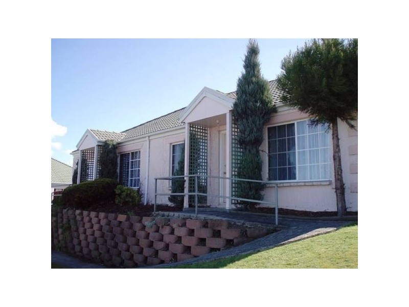 8/13-17 Parklands Parade, Newnham TAS 7248