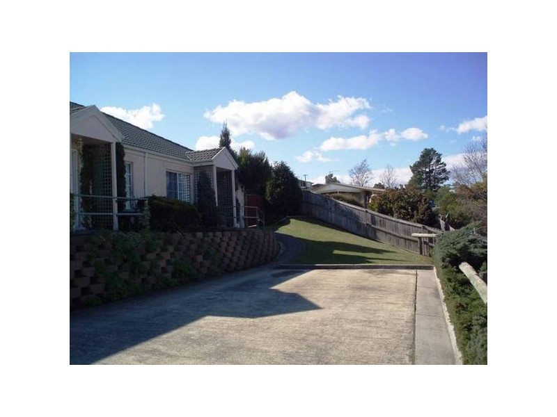 8/13-17 Parklands Parade, Newnham TAS 7248