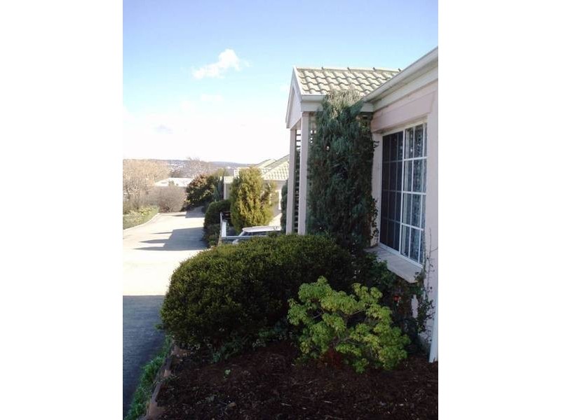 8/13-17 Parklands Parade, Newnham TAS 7248