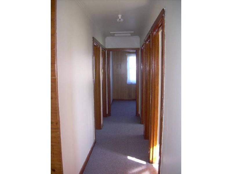 5 Sayer Street, Newnham TAS 7248