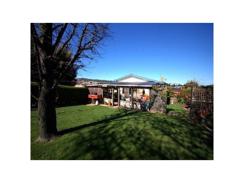 17 Kennedy Street, Mayfield TAS 7248