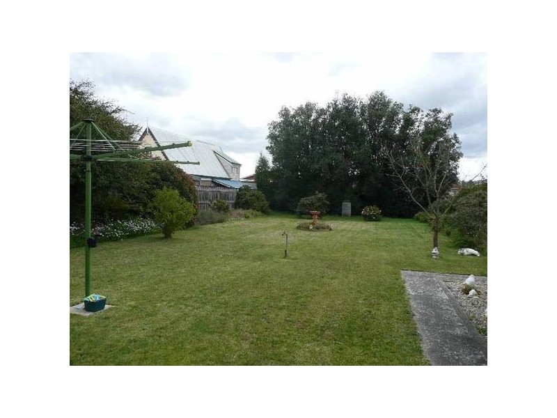 9 Winston Street, Mowbray TAS 7248
