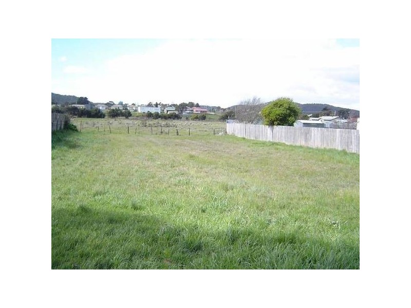 102 Anne Street, George Town TAS 7253