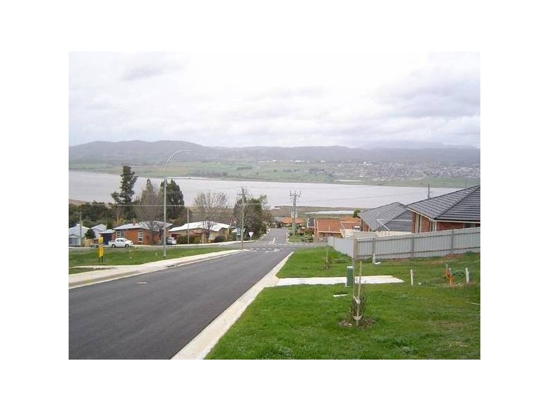 22 Carries Close, Riverside TAS 7250