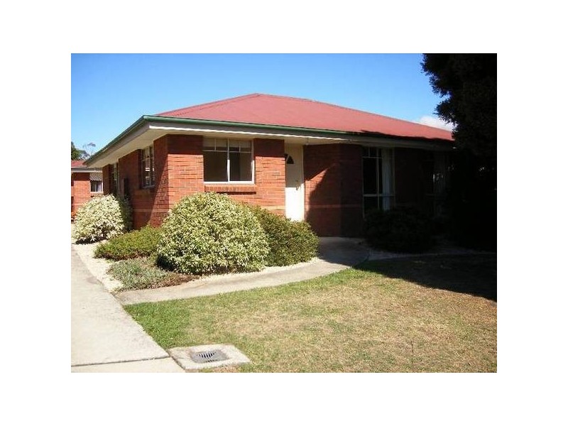 2/37 Hingston Crescent, Norwood TAS 7250