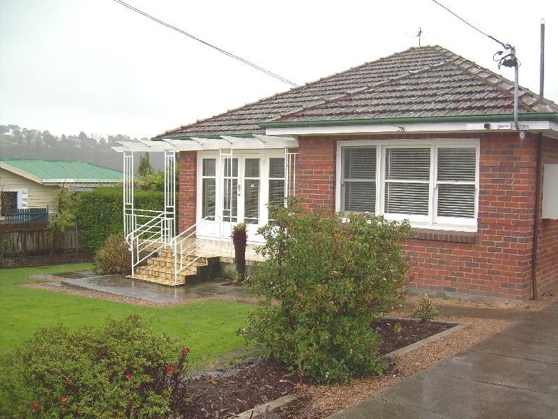 7 Woolven Street, Kings Meadows TAS 7249