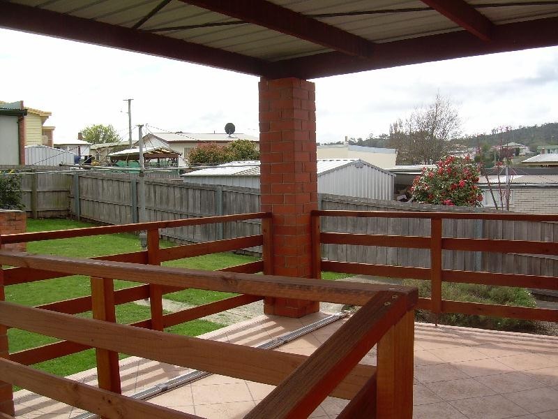 21 Paringa Avenue, Newnham TAS 7248