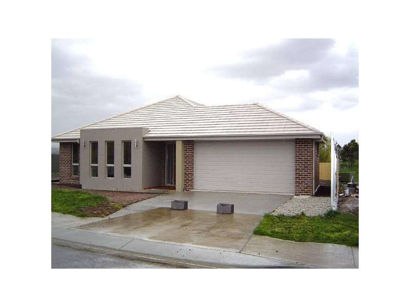 28 Comice Place, Newnham TAS 7248