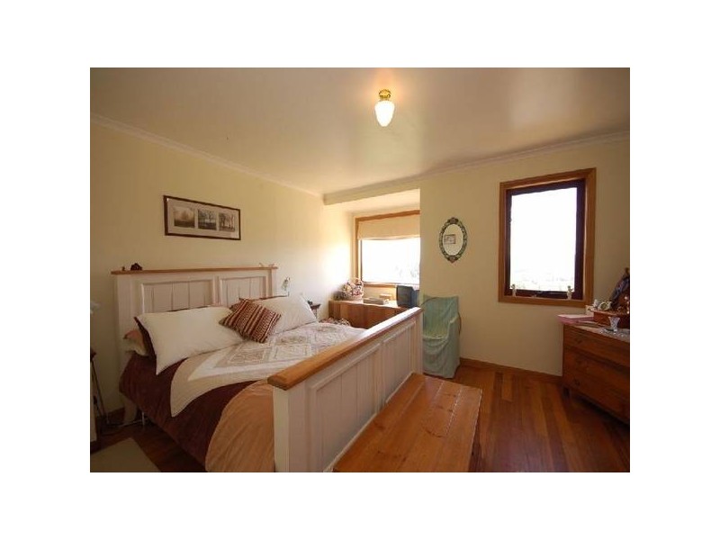 327 Rowleys Hill Road, Karoola TAS 7267