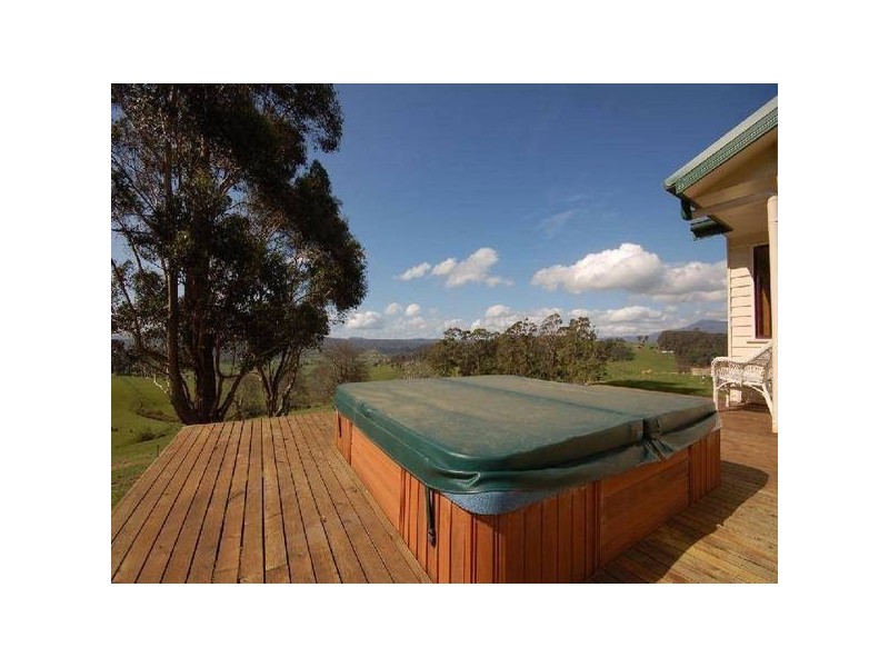 327 Rowleys Hill Road, Karoola TAS 7267