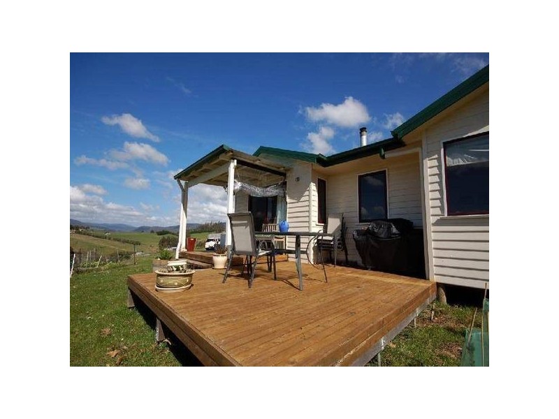 327 Rowleys Hill Road, Karoola TAS 7267