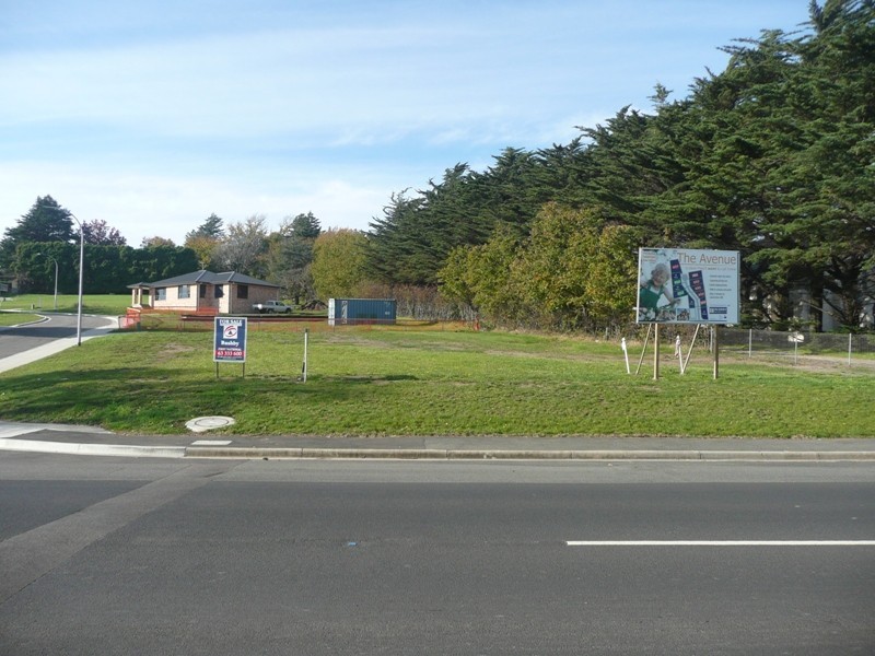 The Avenue, St Leonards TAS 7250