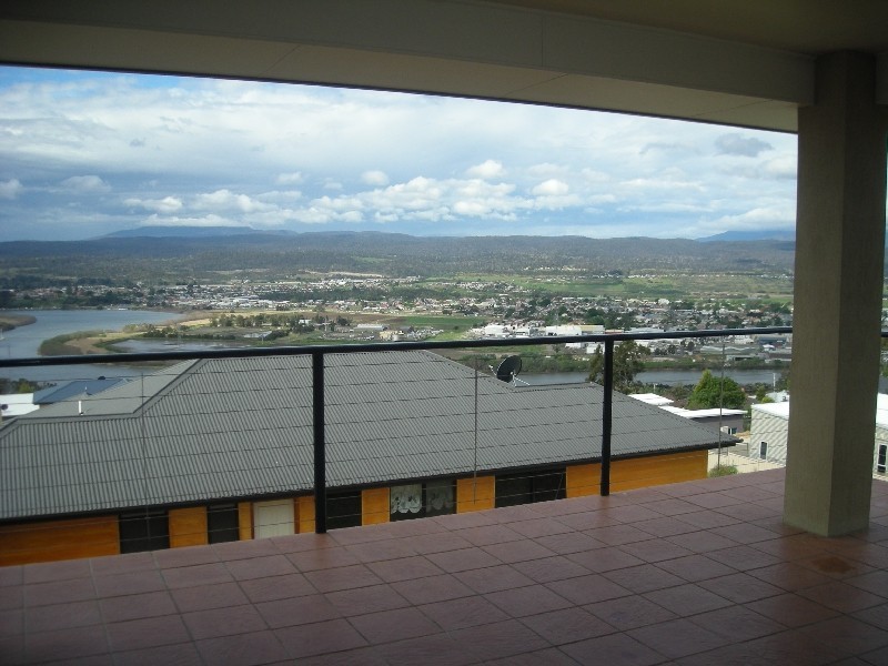 1 Gourlay Court, Trevallyn TAS 7250