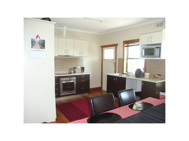 100 Cambridge Street, West Launceston TAS 7250