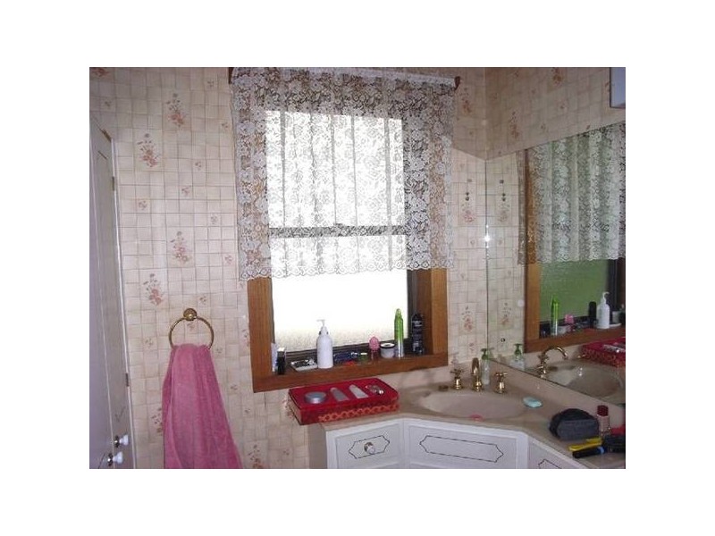 100 Cambridge Street, West Launceston TAS 7250