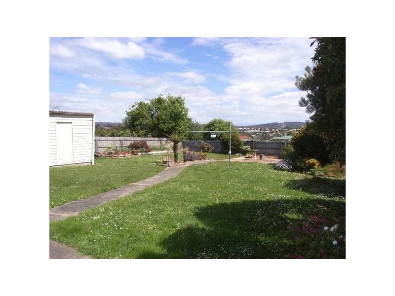 100 Cambridge Street, West Launceston TAS 7250