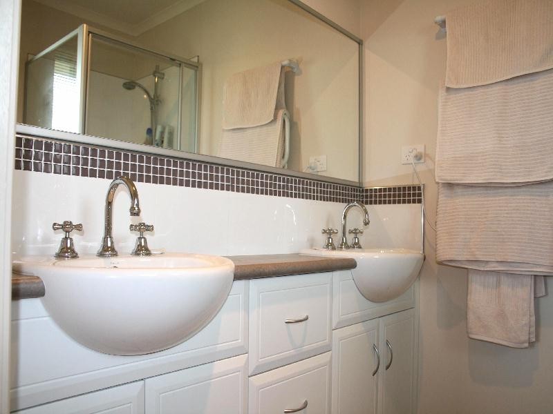 127 Mount Stuart Drive, Newnham TAS 7248