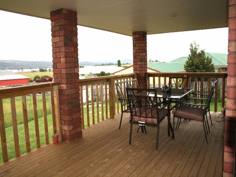 127 Mount Stuart Drive, Newnham TAS 7248