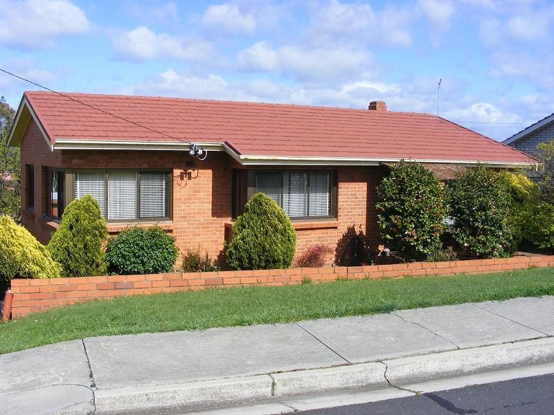39 Ronneby Road, Newnham TAS 7248