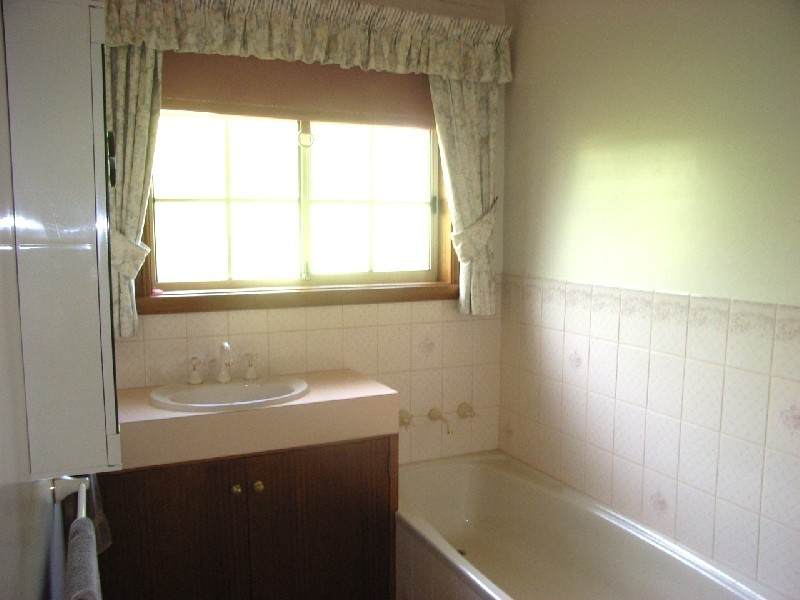 2/276 Penquite Road, Norwood TAS 7250