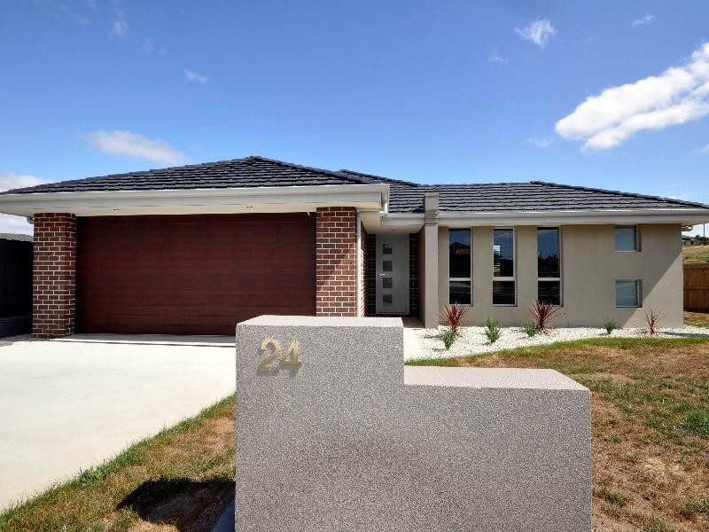 24 Comice Place, Newnham TAS 7248