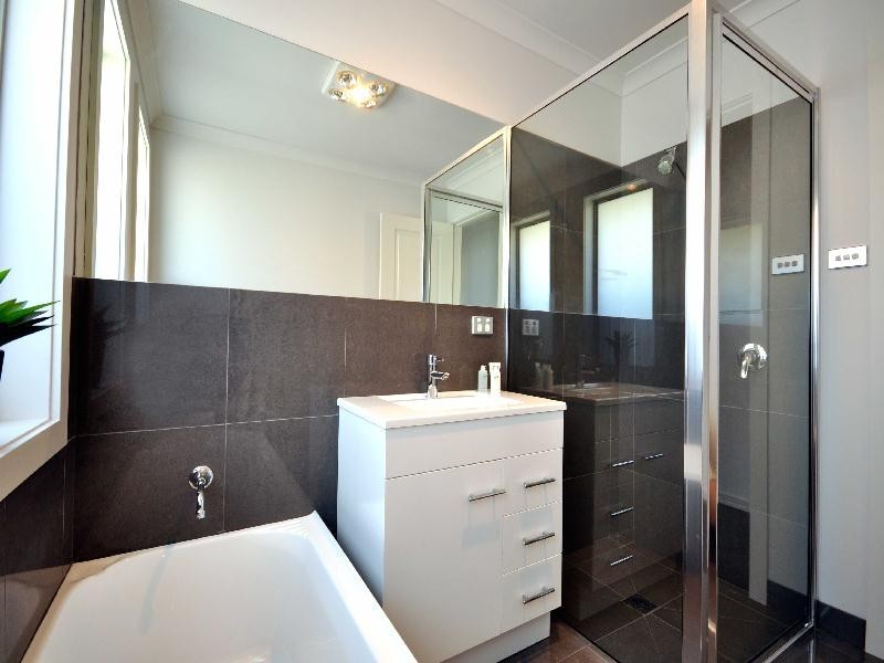 24 Comice Place, Newnham TAS 7248