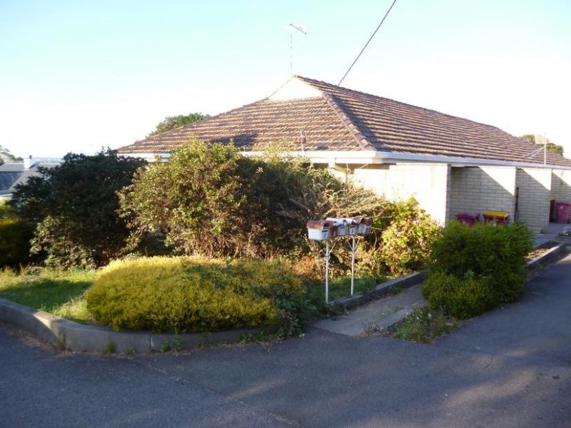 1/90 Ravenswood Road, Ravenswood TAS 7250