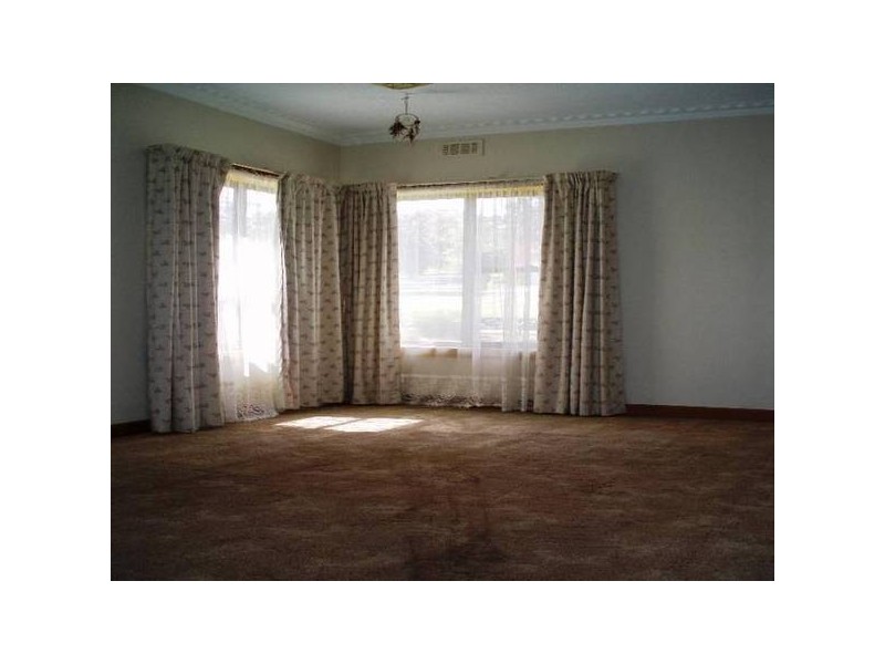 100 Cambridge Street., West Launceston TAS 7250