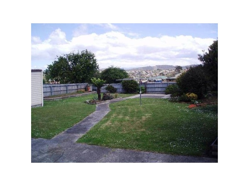 100 Cambridge Street., West Launceston TAS 7250